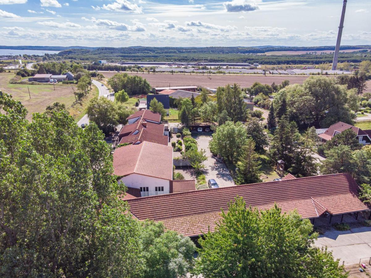 Landpension Dubnitz - Ferienwohnung 1 Sassnitz Eksteriør bilde